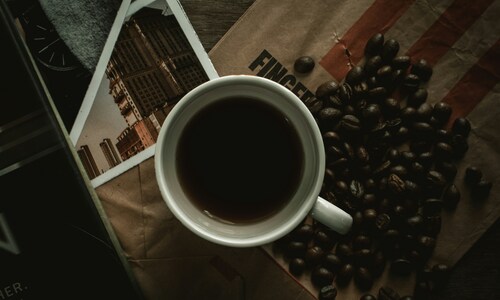 Deya Café y Cacao Mask Fuerza, nutrición y brillo para tu cabello